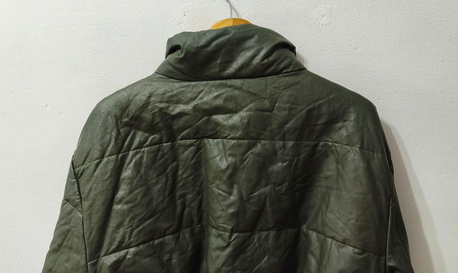 Dark green women's bomber jacket Size S-M – photo 6